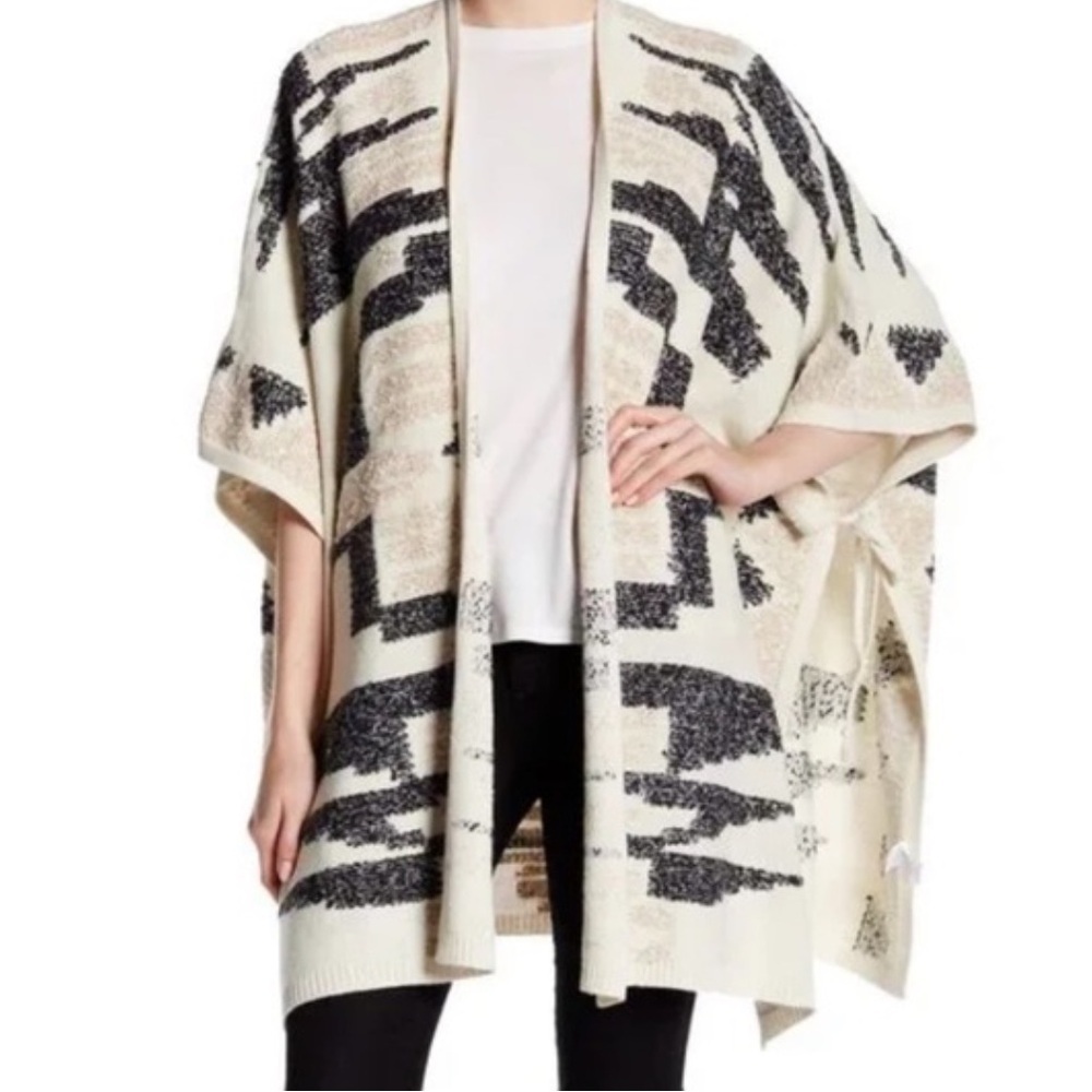 Lucky Brand Southwestern Shawl Poncho Cardigan One Size